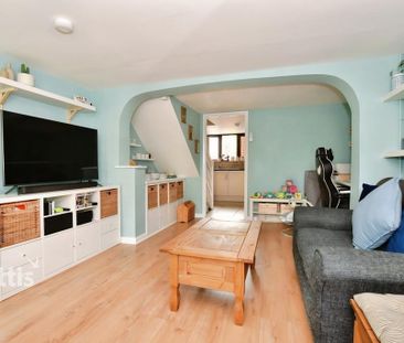 2 bedroom terraced house to rent - Photo 2