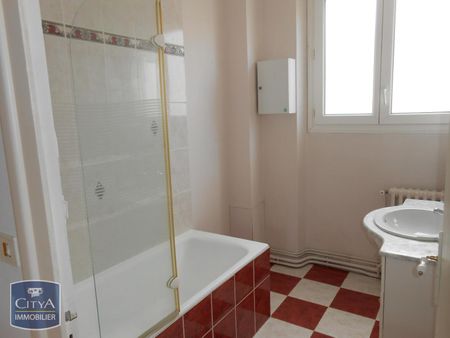 Location Appartement 5 pièces 100m² ST NAZAIRE 44600 - Photo 5