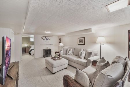 For Lease - 274 Poyntz Avenue, Toronto, Ontario - Photo 4