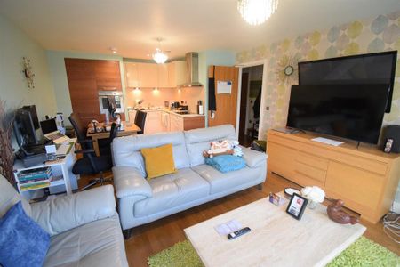 1 bedroom house to rent - Photo 2