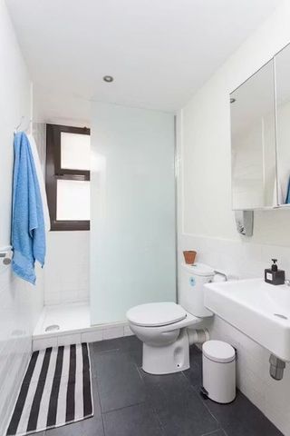 Carrer de la Llibreteria, Barcelona, Catalonia 08002 - Photo 3