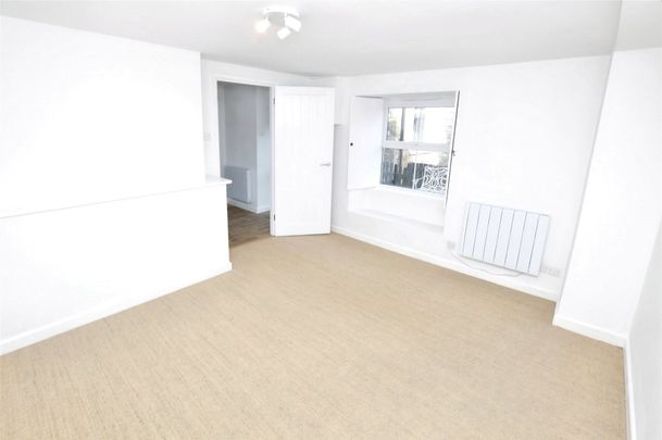 Grist Lane, Angarrack, Hayle, Cornwall, TR27 - Photo 1