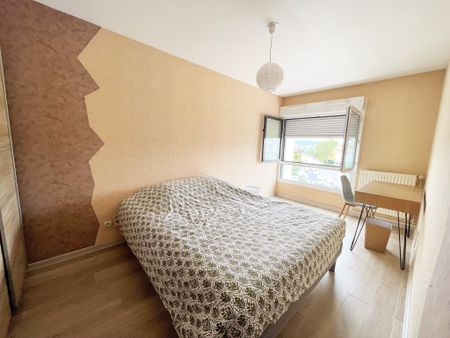 COLOCATION PROCHE FACULTE DES SCIENCES BEL F4 MEUBLE AVEC EMPLACEMENT DE PARKING – LOCATION A LA CHAMBRE - Photo 4