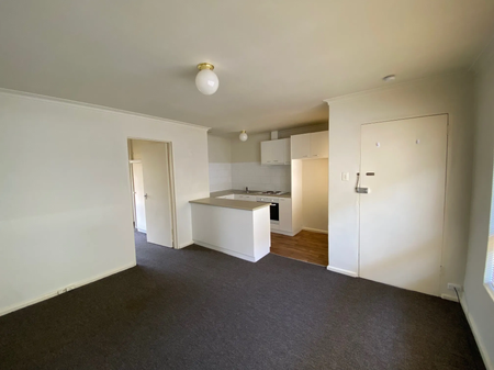 5 / 21 Ruskin Street, ELWOOD - Photo 3
