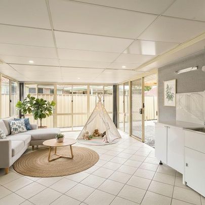 FULLY RENOVATED HOME! - Photo 1