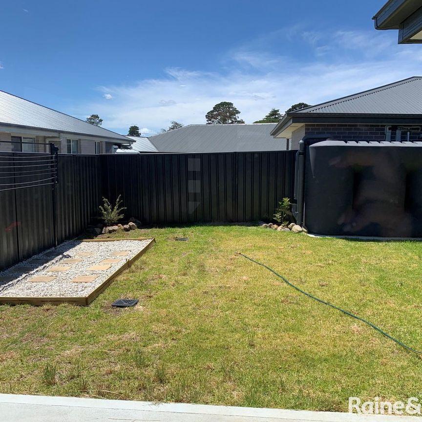 Cosy 1 Bedroom Duplex - Photo 1