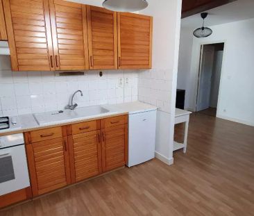 Appartement A LOUER MEUBLE Clermont-ferrand - Secteur des Carmes / ... - Photo 2