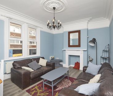 5 bedroom terraced house to rent - Photo 2