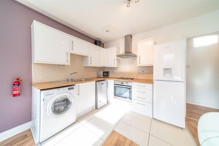 3 bed apartment to rent in St Andrews Street, City Centre, NE1 - Photo 5