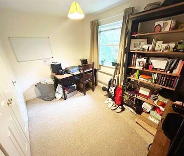 Poplar Close, Bracknell, Berkshire, RG12 - Photo 5