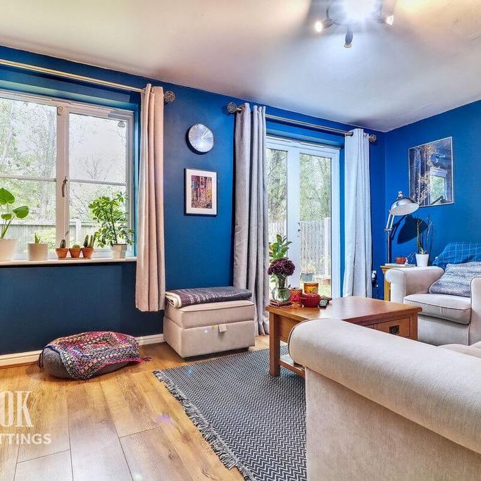 2 bedroom townhouse to rent - Photo 1