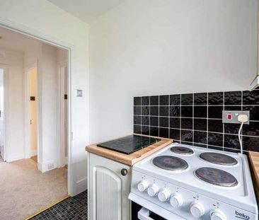 Weston Road, Guildford, GU2 - Photo 3