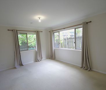 Family Home in the Heart of Maroochydore - Photo 3