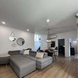 Grand 4 1/2 2 Chambres + 1 Salle De Bain - Photo 1