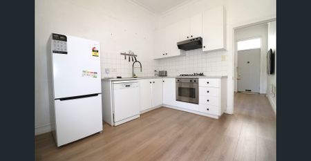 Fully Renovated Delight! - Photo 2