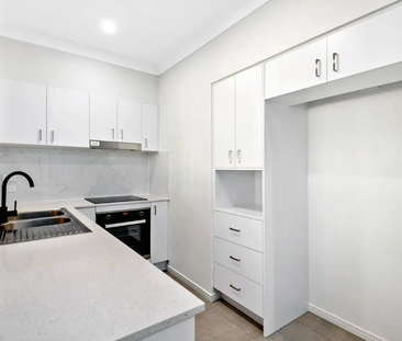 QLD, 2/33 Creek Pl, 4125, Park Ridge - Photo 3