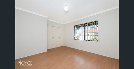 Location Location! - Photo 5