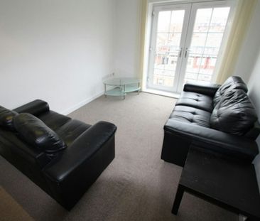Flat to rent on - Photo 5