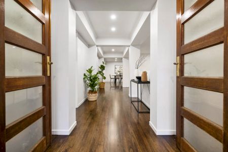 Four-Bedroom House - Photo 5