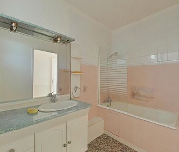 Location Appartement 3 pièces 69m² LOUDUN 86200 - Photo 4