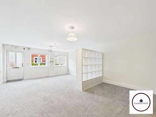 Walls Court, Tewkesbury, GL20 - Photo 1