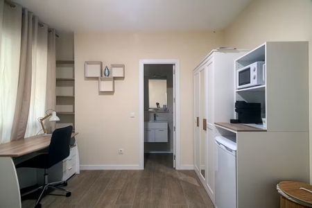 Calle de Zurbano, Madrid, Community of Madrid 28010 - Photo 3