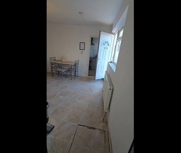 1 Bed Flat, Katherine Road, E7 - Photo 5