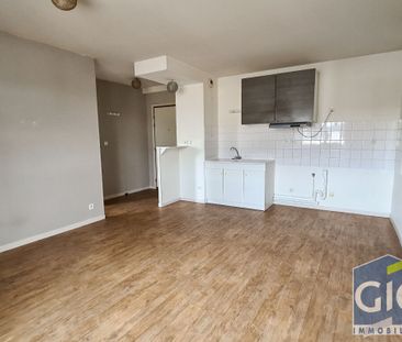 Location Appartement 2 pièces 31m² - Photo 1