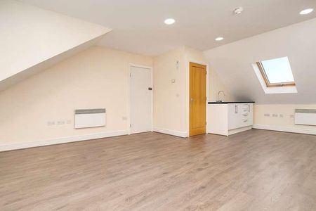 Delta Park, Wilsom Road, Alton, Hampshire, GU34 - Photo 5