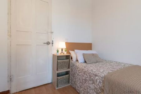 Calle de San Vicente Ferrer, Madrid, Community of Madrid 28015 - Foto 2