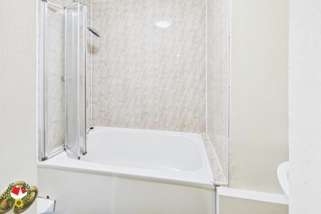 Deerhurst Place, Quedgeley - Photo 5