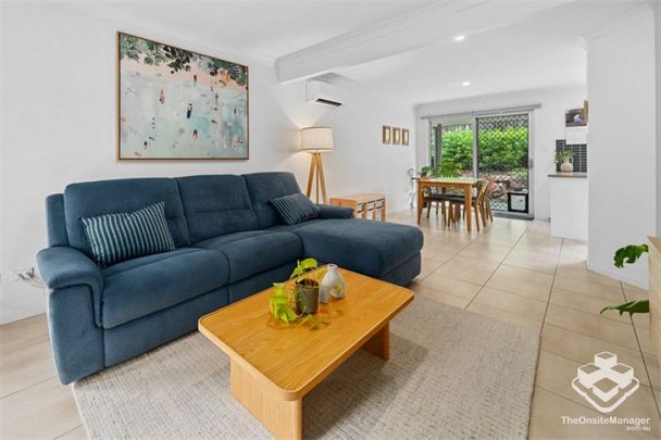 WALKING DISTANCE TO GARDEN CITY, LUXURY TOWNHOUSE FOR RENT, AIRCON AVAILABLE - Photo 1