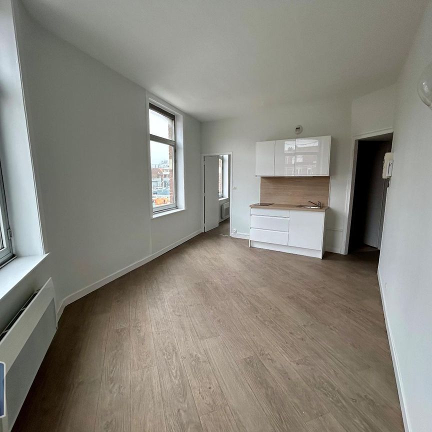 Location Appartement 2 pièces 27m² HELLEMMES LILLE 59260 - Photo 1