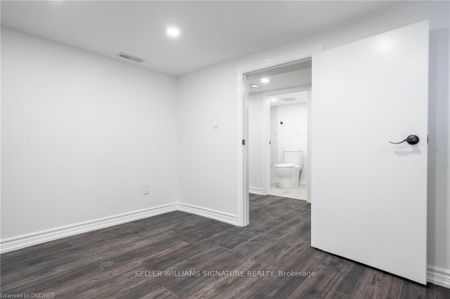 Detached Home For Lease | X8141756 - Photo 3