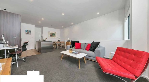 The perfect family home with "No Letting Fee". - Photo 1