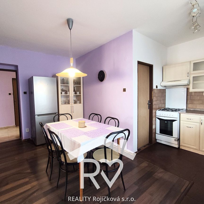 Pronájem bytu 3+1 75 m² - Photo 1