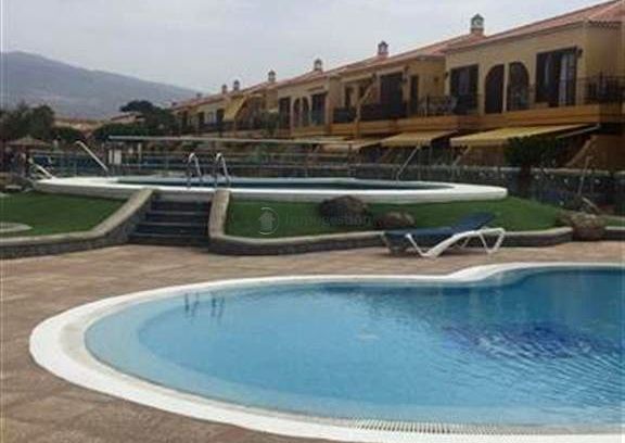 Se alquila en Costa del silencio apartamenti de 2 dormitorios