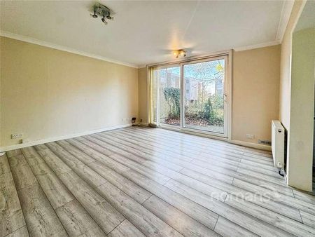 Dunwood Court, Boyn Valley Road, Maidenhead, SL6 - Photo 3