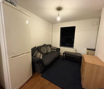 2 bedroom semi-detached house to rent - Photo 1