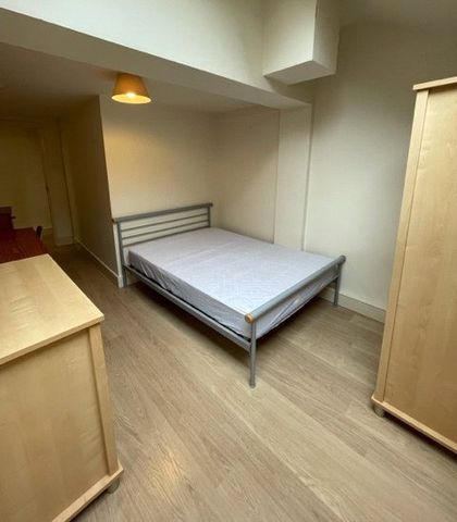 Student Properties to Let - Photo 3