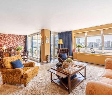 Thames Quay, SW10 - Photo 1