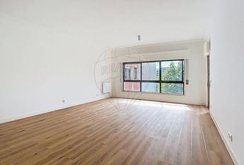 Apartamento T3 em Lisboa