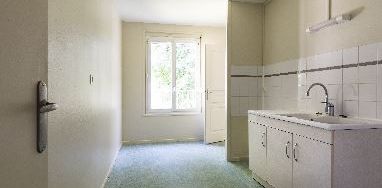 Appartement – Type 4 – 77m² – 330.19 € – CHÂTEAUROUX - Photo 2