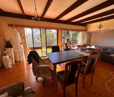 Marsfield - Photo 1
