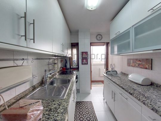 Apartamento T1+1 em Porto - Photo 1