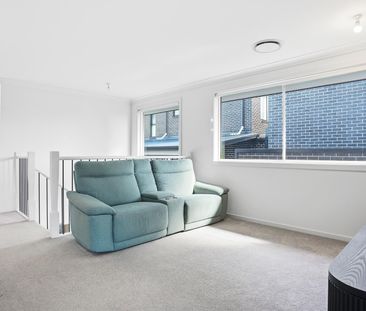 Prime Box Hill Living with Exceptional Family Comfort - Photo 4