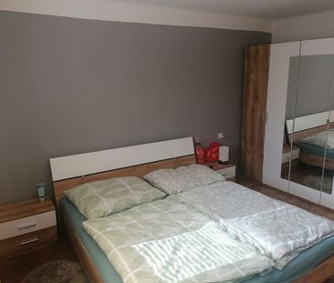 Pronájem bytu 2+1 63 m² - Fotografie 4