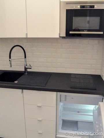 Logement à Paris, Location meublée - Photo 5