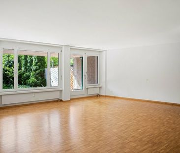 "Schöne und zentrale 3.5-Zimmerwohnung!" - Photo 2