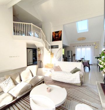 Villa • ZAC de Saint Thibault - Photo 4